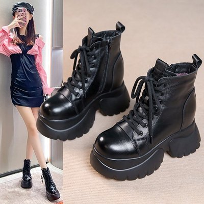 8924